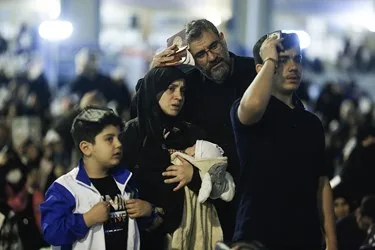 احیای شب بیست‌و‌یکم در مصلای امام خمینی(ره)