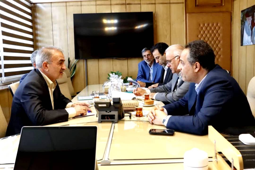 کهگیلویه و بویراحمد؛ استاندار پیگیر کاهش تنش آبی در مرکز کشور شد :