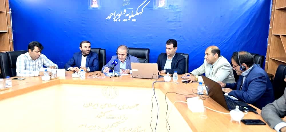 استاندار کهگیلویه و بویراحمد در راستای سیاست‌های دولت وفاق ملی خواهان حضور مسئولین در بین مردم و پیگیری مستقیم مشکلات آنان شد ؛