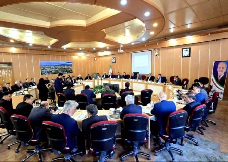 نشست شورای برنامه‌ریزی و توسعه استان با حضور استاندار