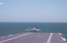 نمایش خیره کننده ناو هواپیمابر جدید چین، فوجیان+فیلم