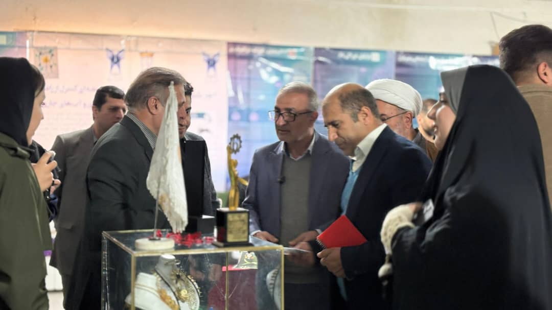 حضور استاندار در جمع دانشجویان دانشگاه آزاد یاسوج