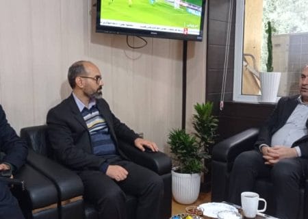 نشست هم‌اندیشی جهاد کشاورزی و بنیاد مستضعفان:توزیع شیر در سطح استان