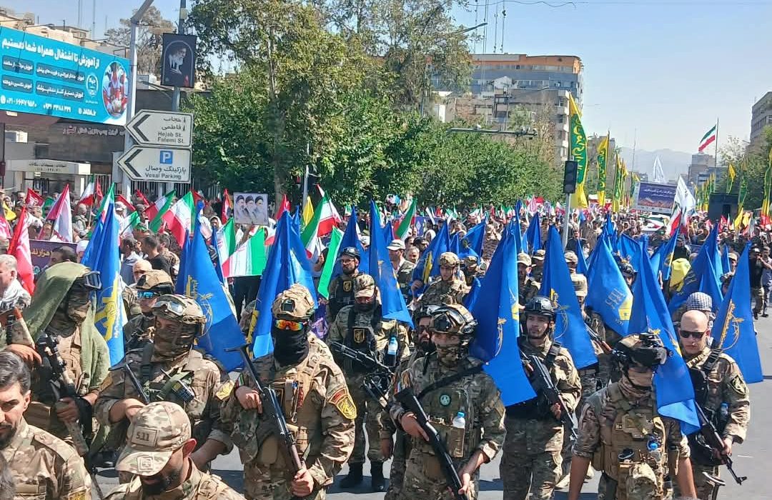 رزمایش بزرگ ۳۱۳ هزار نفری «جانفدایان ایران»؛ جلوهای از همبستگی و انسجام ملی ، تهران – جمعه ۲۷ شهریور ۱۴۰۵